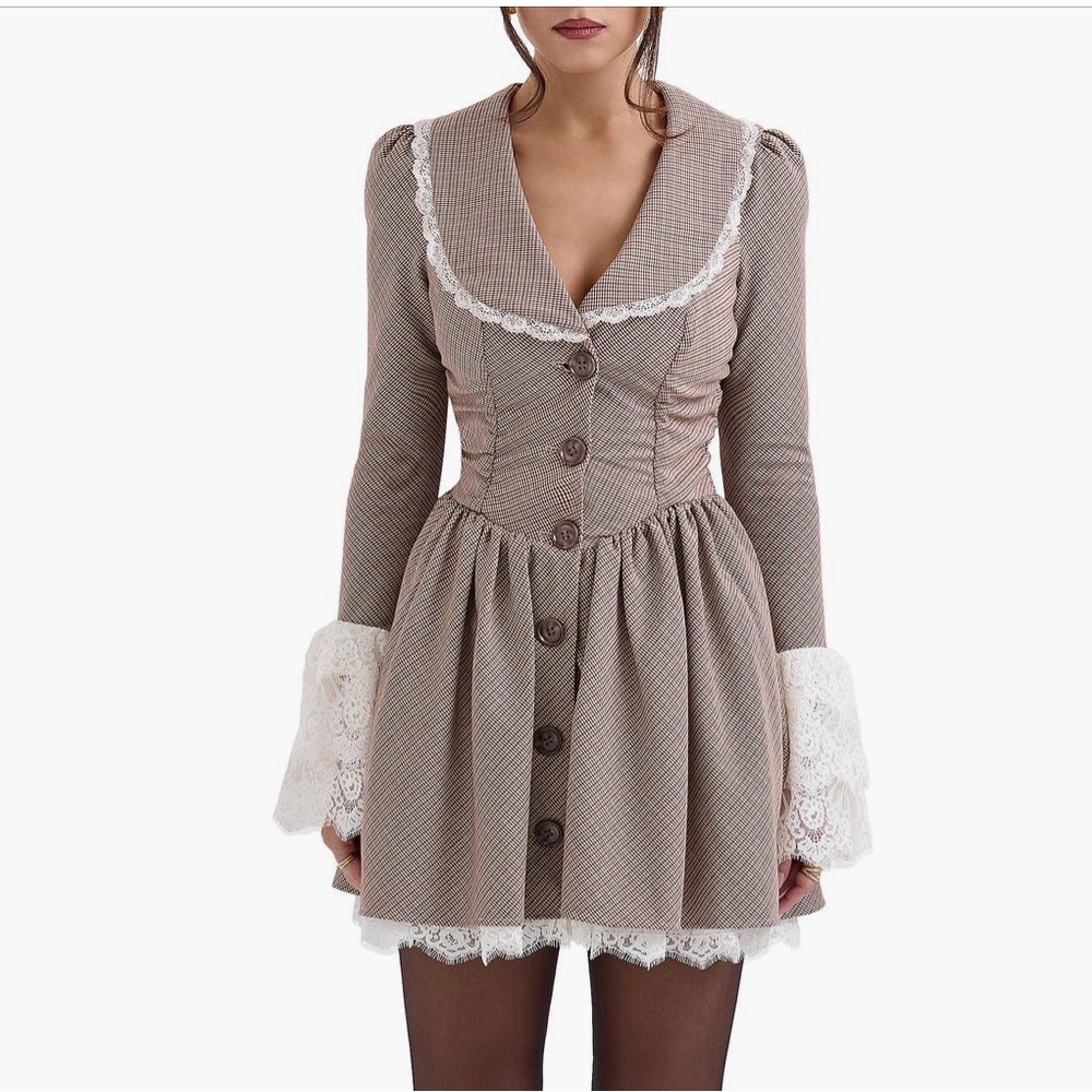 House CB Sable Puppytooth Check Long Sleeve Lace Trim